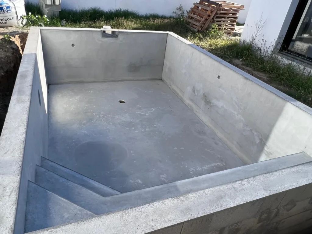 Réalisation piscine maçonnée, L'Ambiance Extérieure, Construction de Piscine à La Rochelle