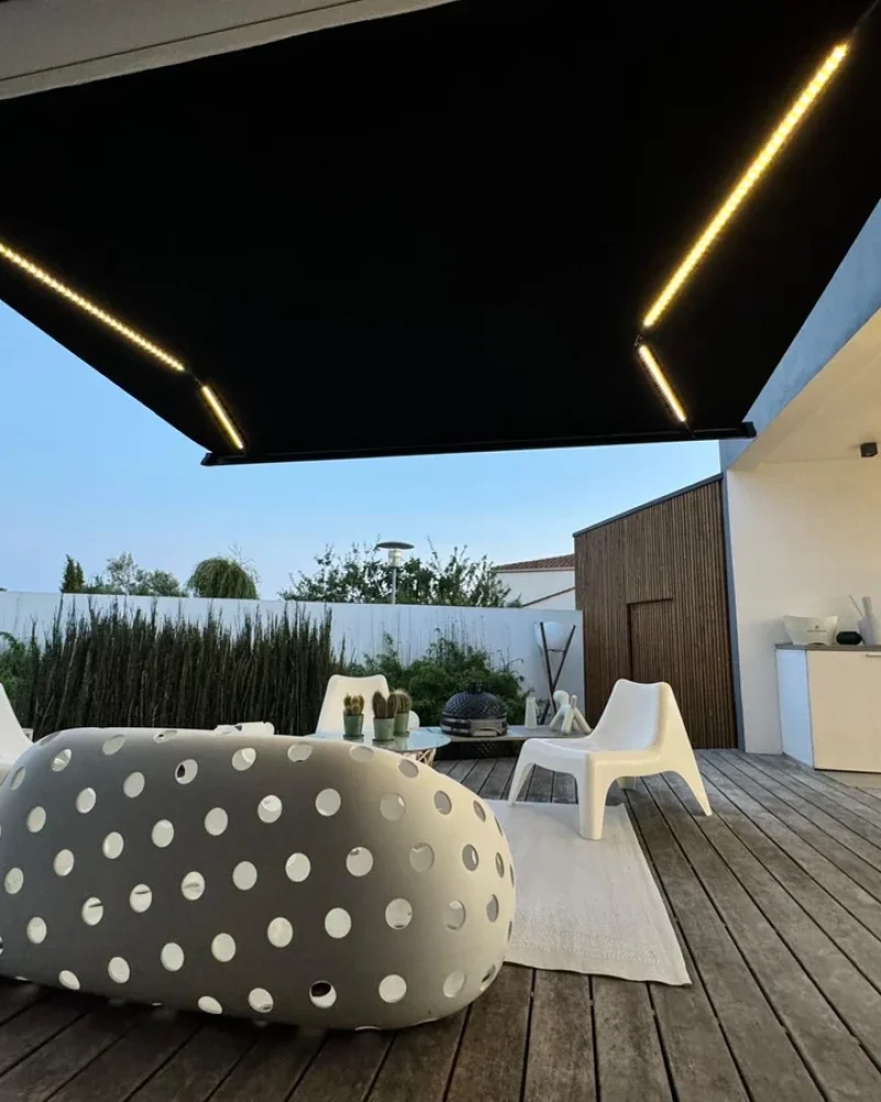 Réalisation aménagement extérieur, store banne, L'Ambiance Extérieure, Construction de Piscine à La Rochelle