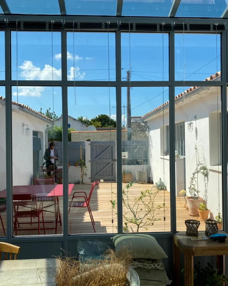 Réalisation aménagement extérieur, terrasse, L'Ambiance Extérieure, Construction de Piscine à La Rochelle