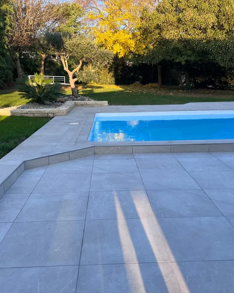 Réalisation piscine maçonnée, L'Ambiance Extérieure, Construction de Piscine à La Rochelle